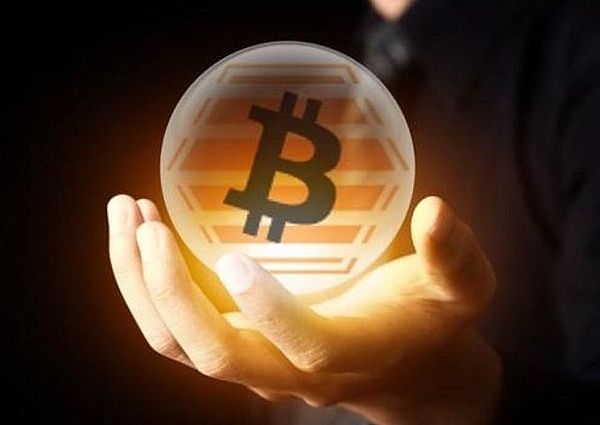 牛市狂欢！BTC多单三连击豪取700点